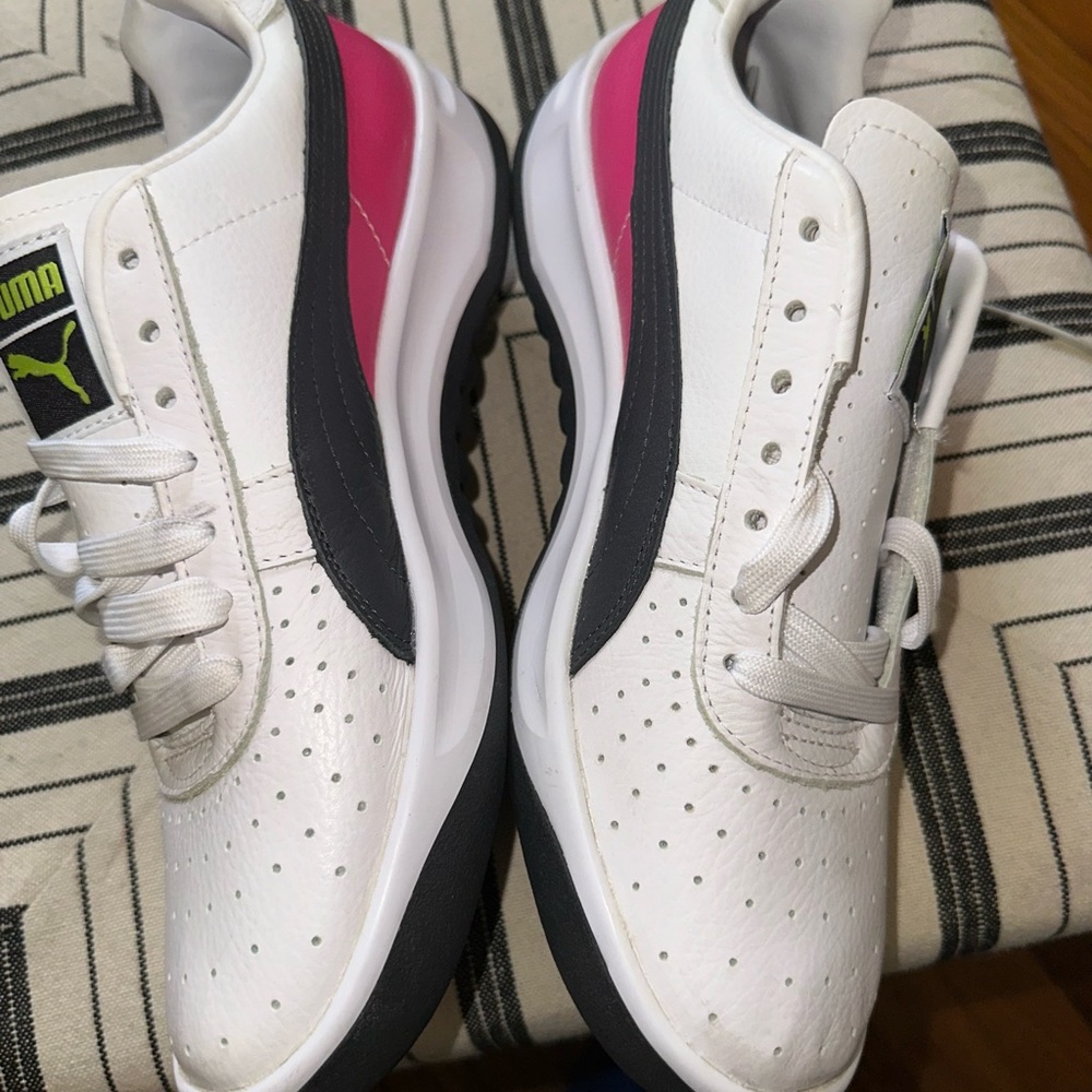 Pumas G-Vila Special sz-8.5 men